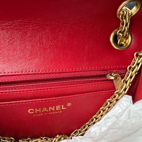 Authentic Chanel 2.55 mini aged calfskin in Red - Picture 9 of 9